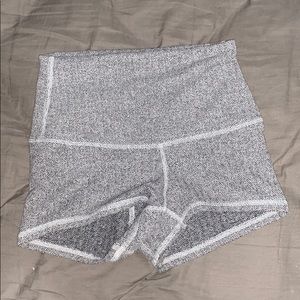 Like NEW Lululemon Boogie Shorts - size 4